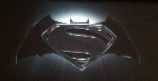 batman-and -superman-logo