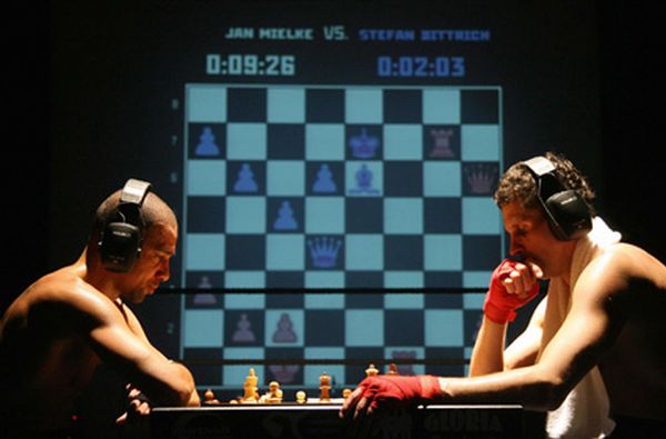 Picture courtesy of chessmaniac.com