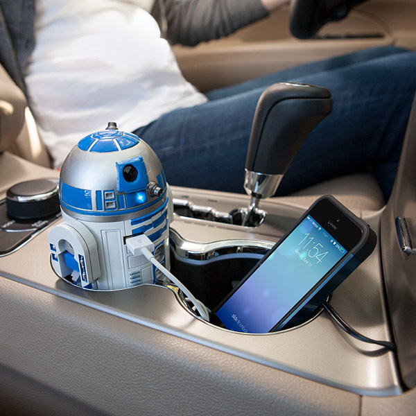 11f0_r2d2_usb_car_charger