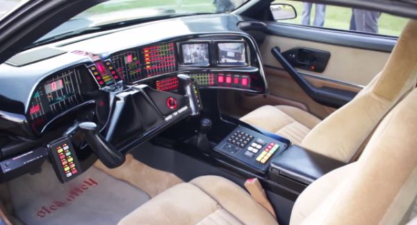 Chris Palmer’s ‘Knight Rider’ KITT Replica is Astonishing