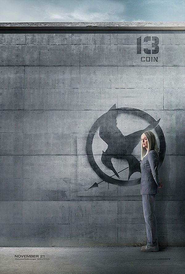 'Hunger Games: Mockingjay: Part 1' District 13 Poster - President Alma Coin (Julianne Moore)