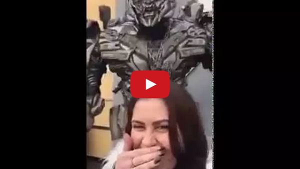 Megatron Has the Perfect Response to Selfies and Social Media