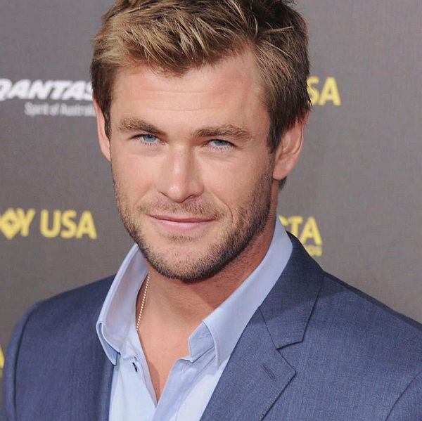 Chris Hemsworth to Play Receptionist in All-Female ‘Ghostbusters’ Reboot