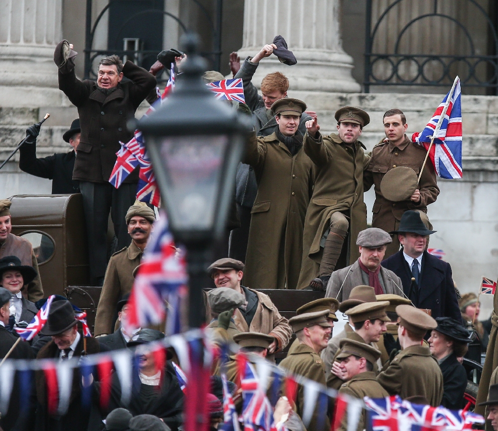 Wonder Woman Set Photos