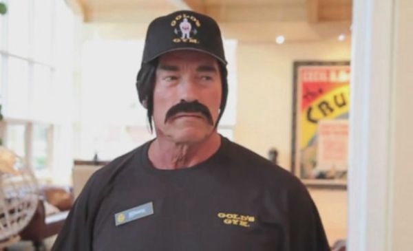 Video: Arnold Schwarzenegger Goes Undercover at Gold’s Gym