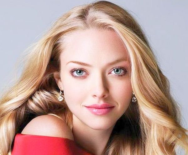 Amanda Seyfried Cast as Mary in Peter Pan Movie