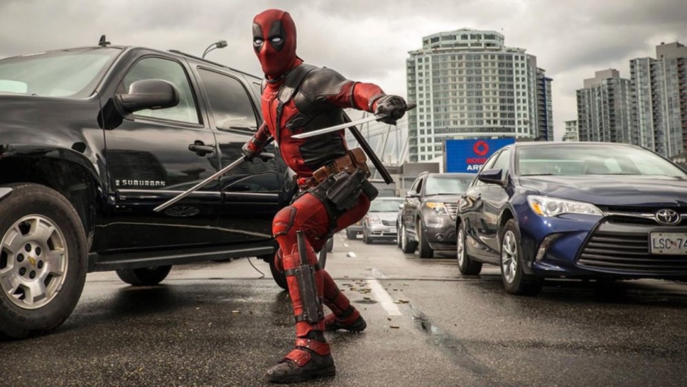 Everything Wrong With Ryan Reynolds' DEADPOOL
